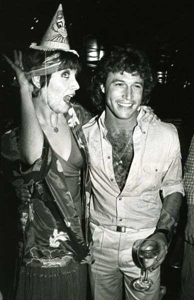 Andy Gibb, Maureen McGovern 1982 NY.jpg